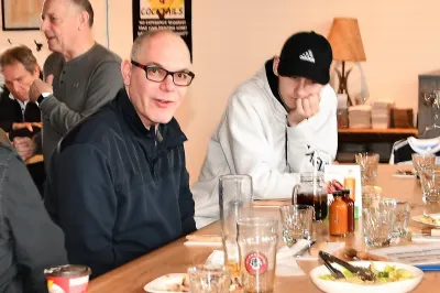 180224-113